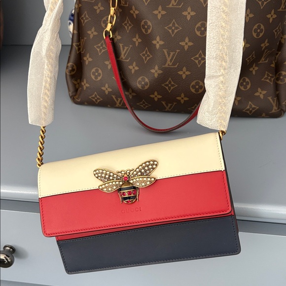 Gucci Handbags - Gucci Crossbody NWT..